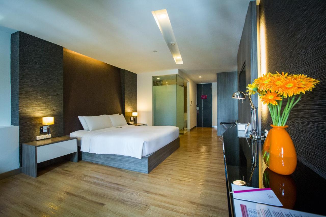 Trinity Silom Hotel Бангкок Экстерьер фото