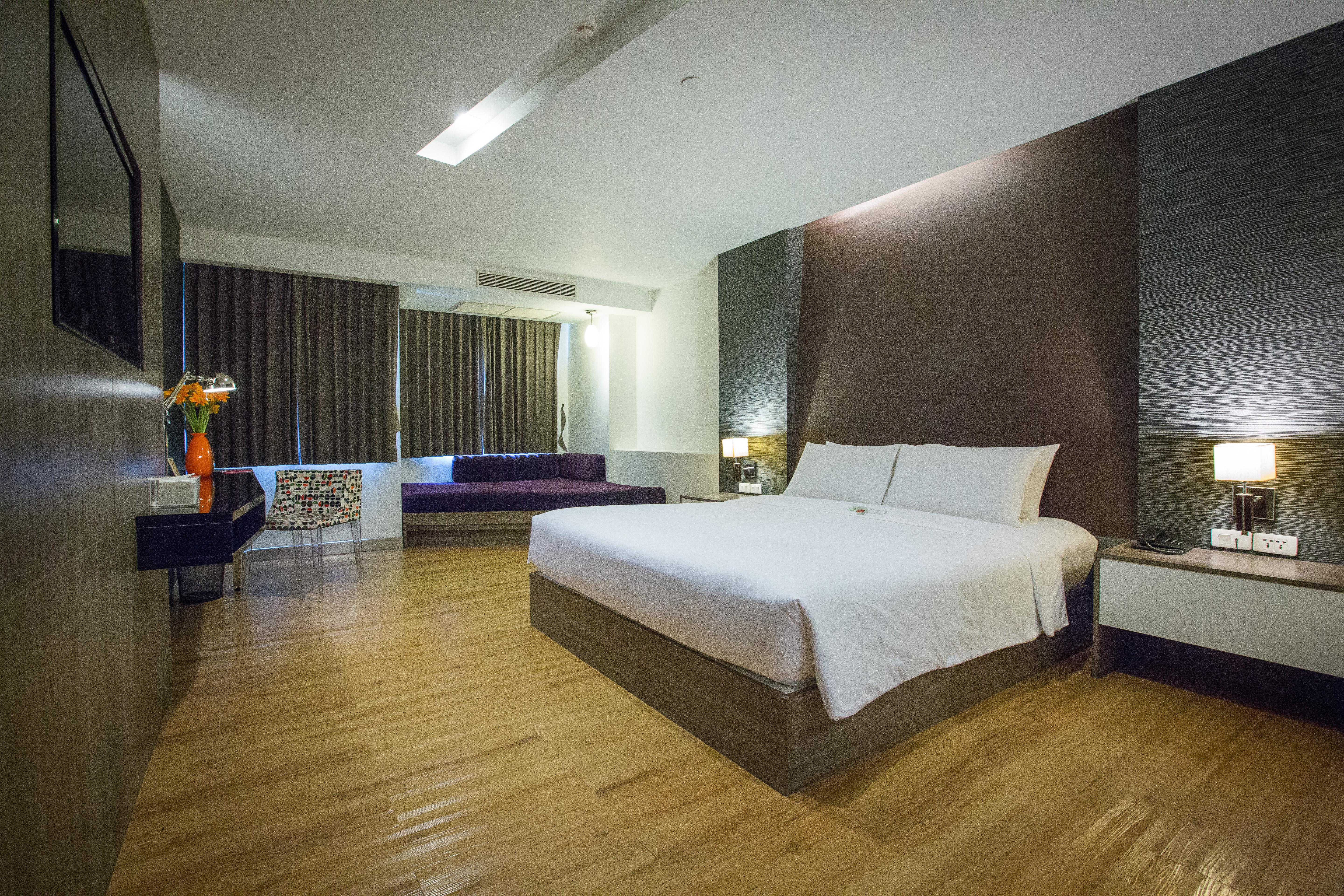 Trinity Silom Hotel Бангкок Экстерьер фото