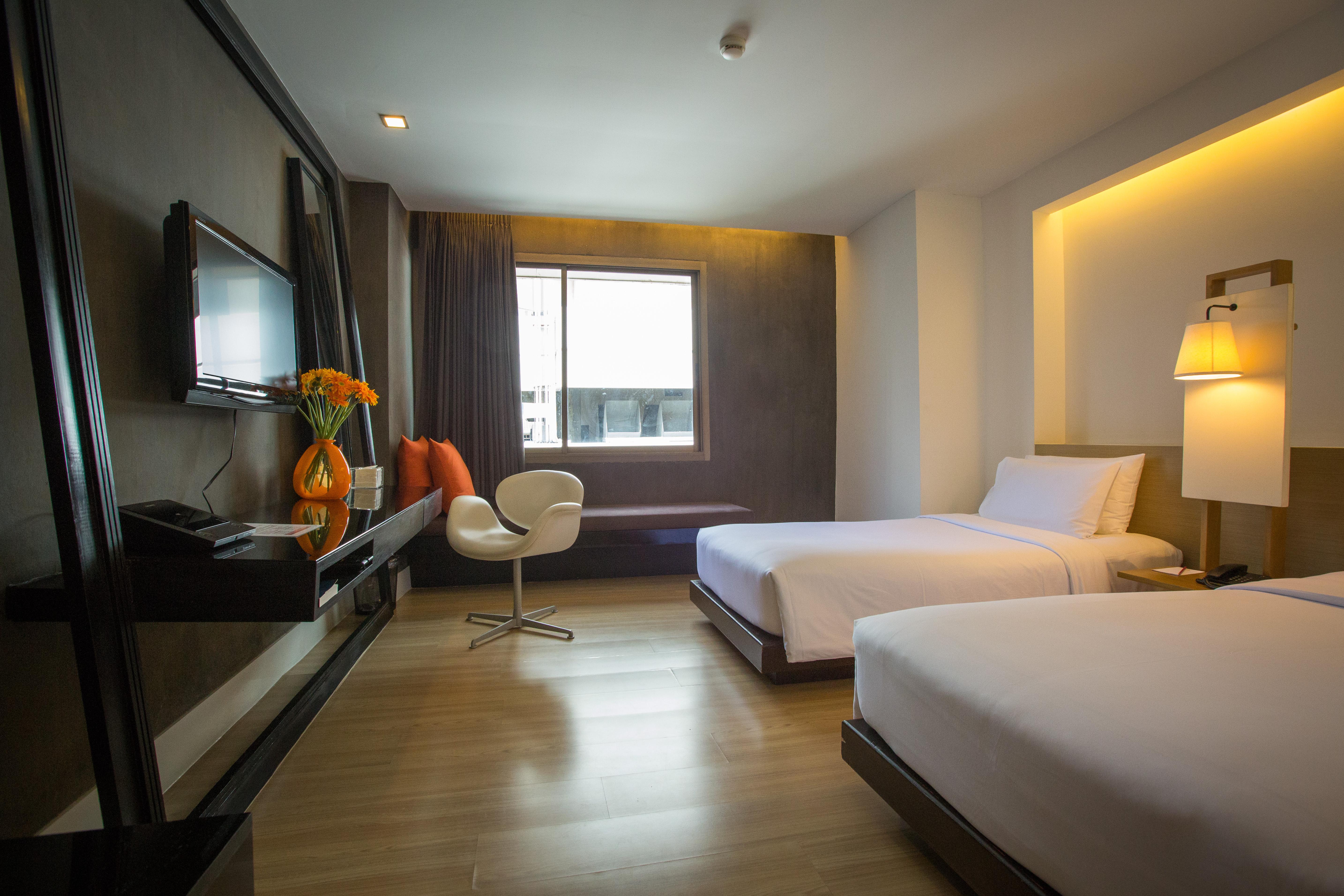 Trinity Silom Hotel Бангкок Экстерьер фото